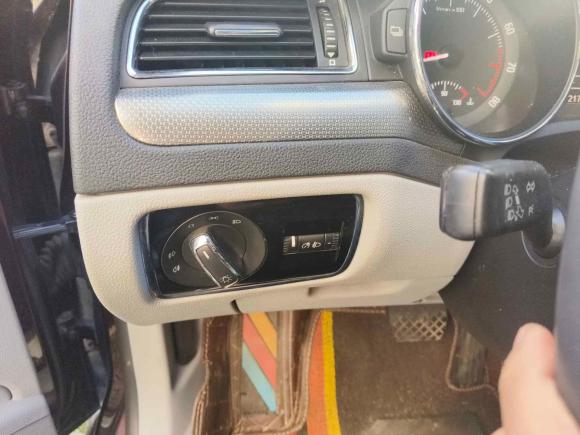 [西安·陕A] 二手斯柯达昊锐2012款 1.8TSI 自动优雅版