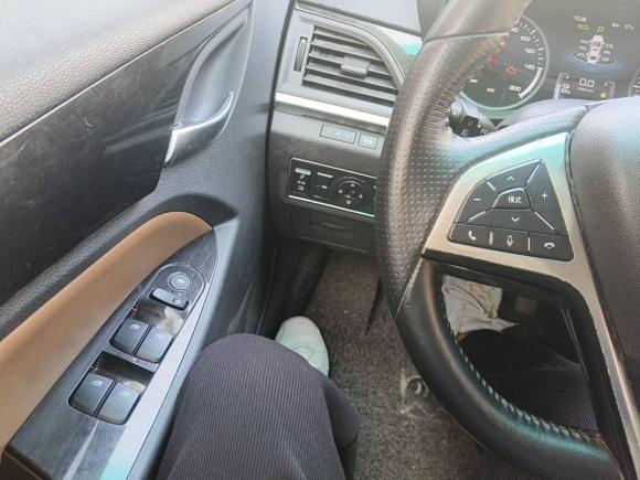 [合肥·沪A] 二手比亚迪秦新能源2017款 1.5T 尊贵型