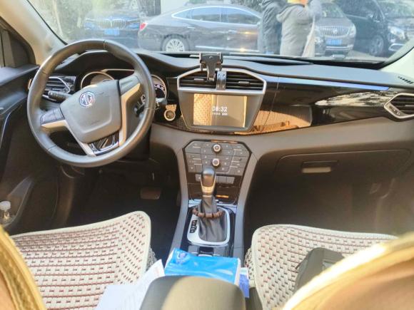 [上海·沪D] 二手名爵锐腾2016款 1.5TGI TST豪华版