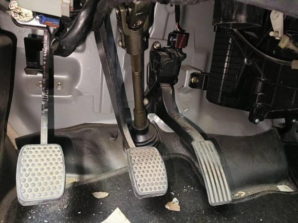 [深圳·粤B] 二手长安凯程长安睿行M802021款 1.6L舒适型4座单蒸空调国VI平顶背掀门DAM16KR