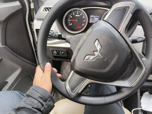 [上海·鄂E] 二手五菱汽车五菱宏光2018款 1.5L S舒适型L2B