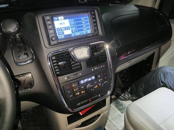 [南京·苏A] 二手克莱斯勒大捷龙2014款 3.6L 舒适版