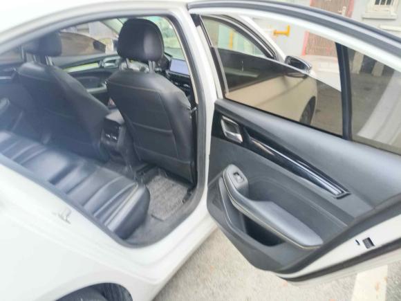 [上海·沪C] 二手荣威荣威i52021款 1.5L CVT钻石版