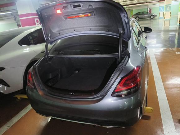 [上海·沪B] 二手奔驰奔驰C级2019款 改款 C 260 L 运动版