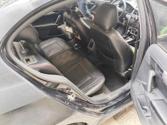 [南通·苏F] 二手大众朗逸2013款 改款经典 1.6L 自动风尚版