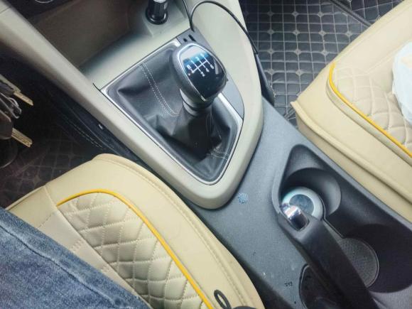 [义乌·浙G] 二手别克英朗2019款 15T 手动精英型 国VI