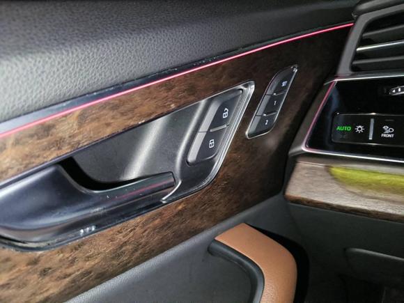 [武汉·鄂A] 二手奥迪奥迪Q72020款 45 TFSI quattro S line运动限量版