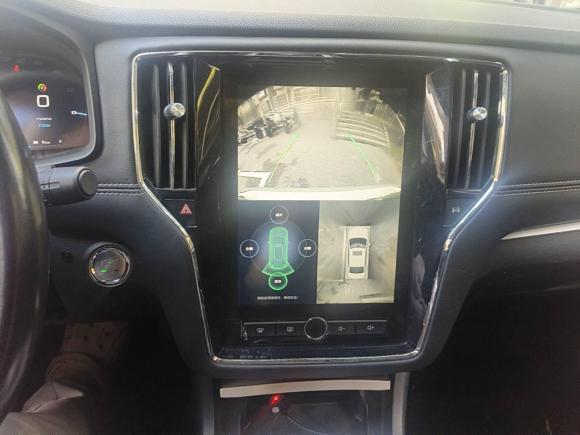 [上海·沪A] 二手荣威荣威i6新能源2017款 45T 混动互联智尊版