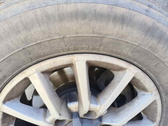 [南通·苏E] 二手江铃域虎32018款 2.5T柴油两驱进取版标准轴距