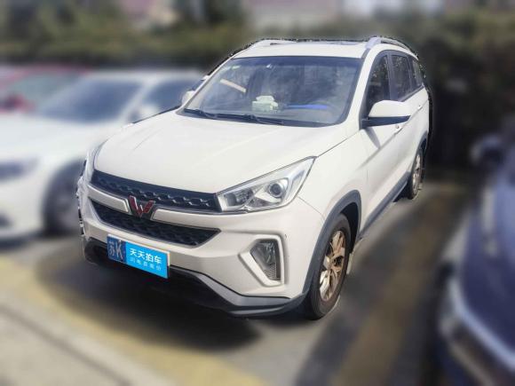 [上海·苏K] 二手五菱汽车五菱宏光S32018款 1.5L 手动豪华型 国V