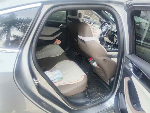 [深圳·粤B] 二手比亚迪秦PLUS2023款  冠军版 DM-i 120KM超越型