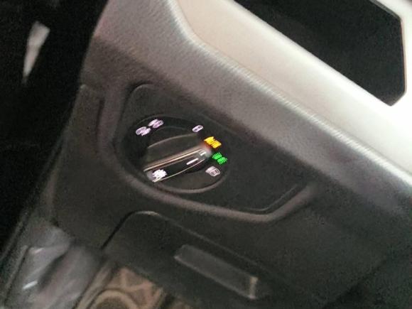 [上海·皖P] 二手大众途安2021款 途安L 280TSI DSG拓界版 7座