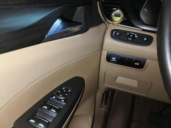 [上海·沪F] 二手别克别克GL82021款 ES陆尊 653T 尊享型