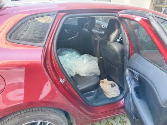 [上海·沪D] 二手沃尔沃沃尔沃V402017款 T3 智逸版