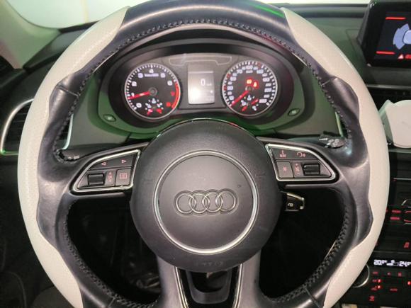 [上海·沪D] 二手奥迪奥迪Q32017款 30 TFSI 时尚型