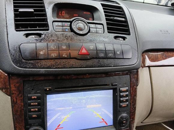 [上海·沪D] 二手奔驰唯雅诺2011款 2.5L 领航版