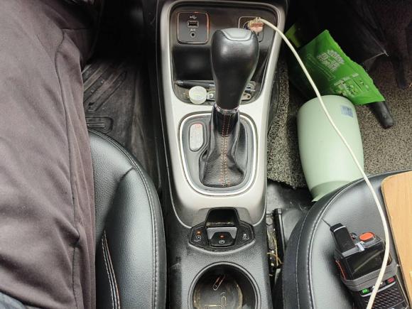 [上海·皖K] 二手Jeep指南者2019款 200T 自动悦享-互联大屏版