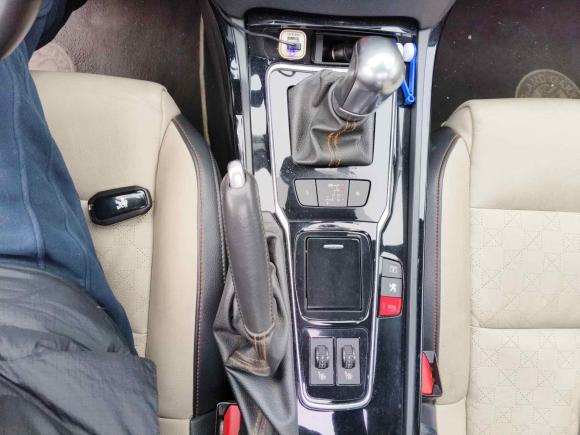 [南京·苏A] 二手标致标致5082014款 2.3L 罗兰·加洛斯版