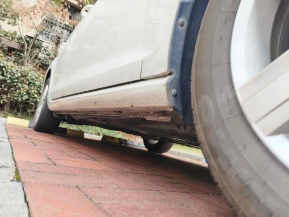 [宁波·浙B] 二手大众高尔夫2017款 230TSI 自动舒适百万辆纪念版