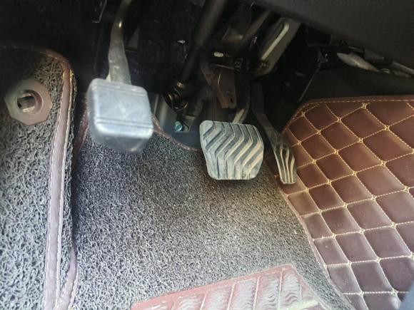 [台州·浙J] 二手雷诺科雷傲2017款 2.0L 两驱舒适版