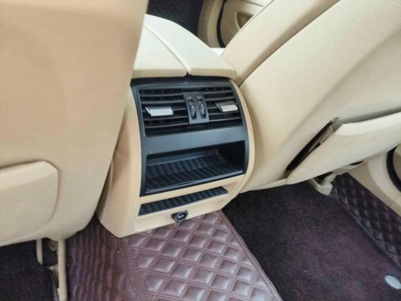 [成都·川G] 二手宝马宝马5系2012款 530Li 领先型