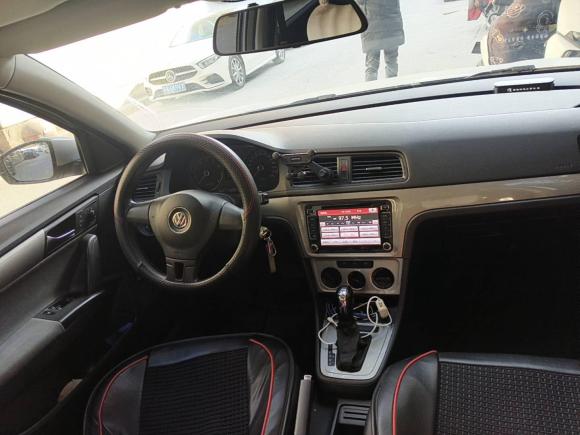 [南京·苏A] 二手大众朗逸2013款 改款经典 1.6L 自动风尚版