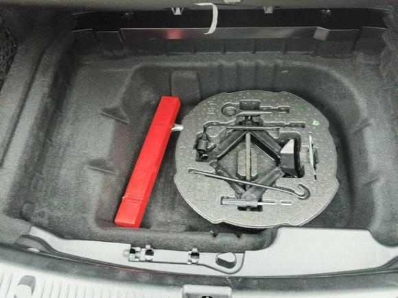 [武汉·鄂W] 二手奔驰奔驰E级2017款 E 200 运动型 4MATIC