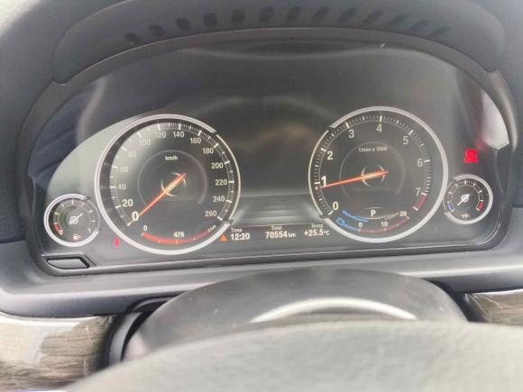 [广州·粤A] 二手宝马宝马5系2014款 525Li 豪华设计套装