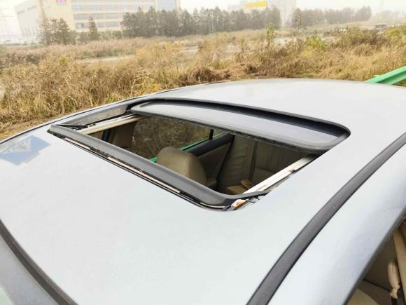 [南通·沪C] 二手丰田花冠2011款 1.6L 自动豪华版