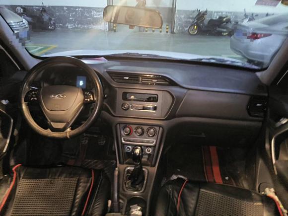 [西安·陕A] 二手奇瑞瑞虎32018款 经典版 1.6L 手动舒适型