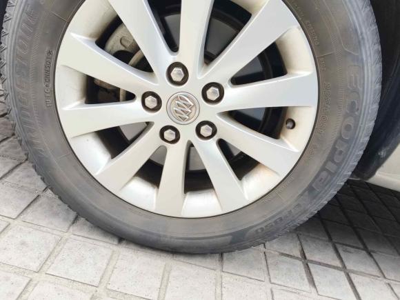 [上海·沪B] 二手别克别克GL82014款 2.4L 经典版