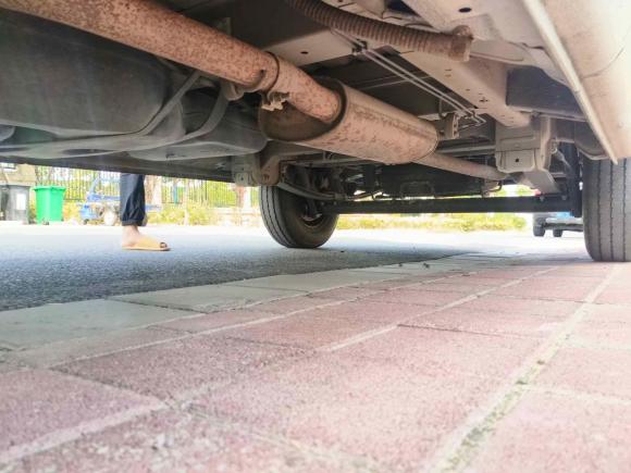 [宁波·浙B] 二手上汽大通MAXUS新途V802019款 2.5T经典款6挡手动傲运通短轴中顶5/6座