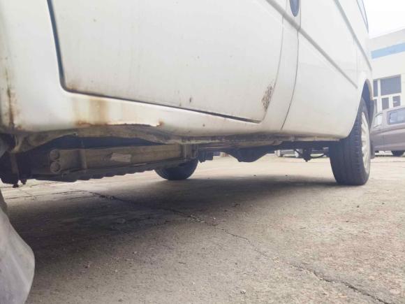 [苏州·苏E] 二手福特经典全顺2013款 2.8T柴油厢式运输车短轴中顶JX493ZLQ4