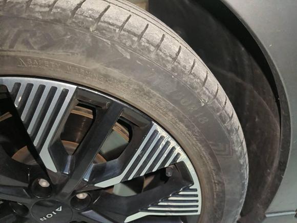 [上海·沪A] 二手埃安AION Y2022款 70 科技版 磷酸铁锂