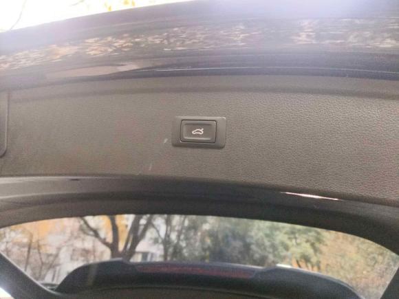 [上海·沪A] 二手奥迪奥迪Q5L2018款 40 TFSI 荣享时尚型 国V