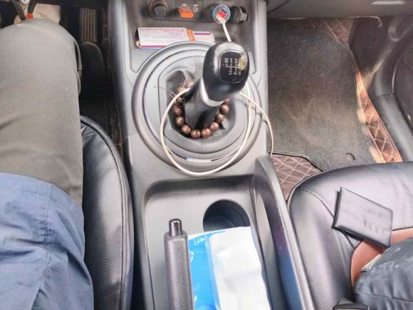 [武汉·鄂A] 二手起亚智跑2015款 2.0L 手动两驱版GL