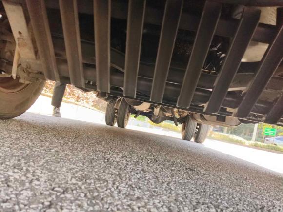 [湖州·浙E] 二手依维柯依维柯褒迪2012款 2.5T-A32 基本型