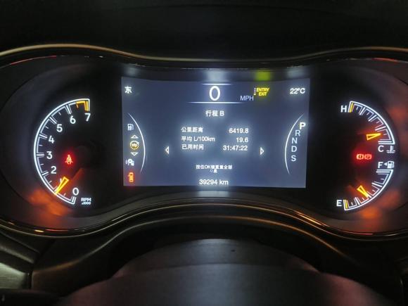 [佛山·粤X] 二手Jeep大切诺基2014款 3.0L 旗舰尊悦版