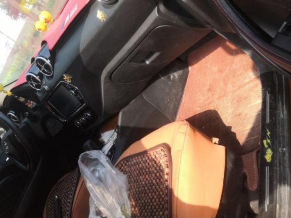 [武汉·鄂A] 二手东南东南DX32016款 1.5T CVT旗舰型