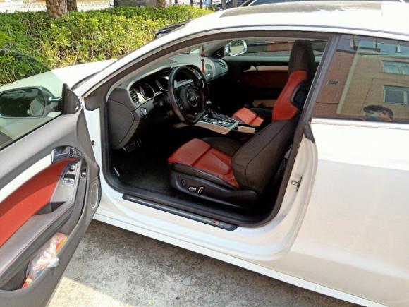 [佛山·粤X] 二手奥迪奥迪S52012款 S5 3.0T Coupe
