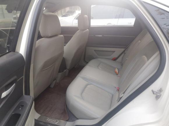 [青岛·鲁B] 二手北汽绅宝绅宝D502015款 1.5L 手动舒适超值导航版