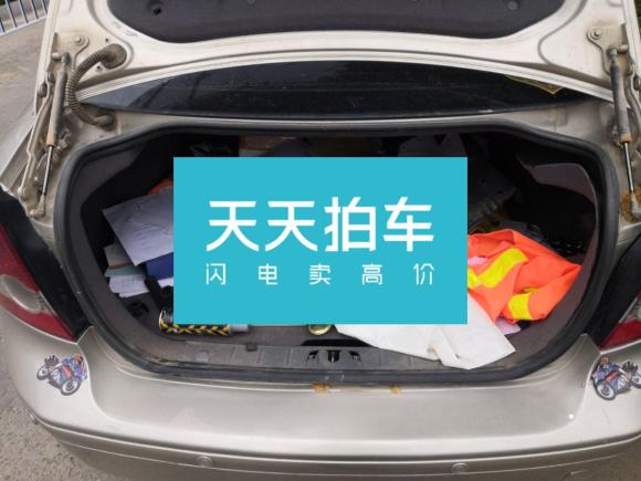 [济南·鲁A] 二手沃尔沃沃尔沃S402007款 2.4i 智雅版