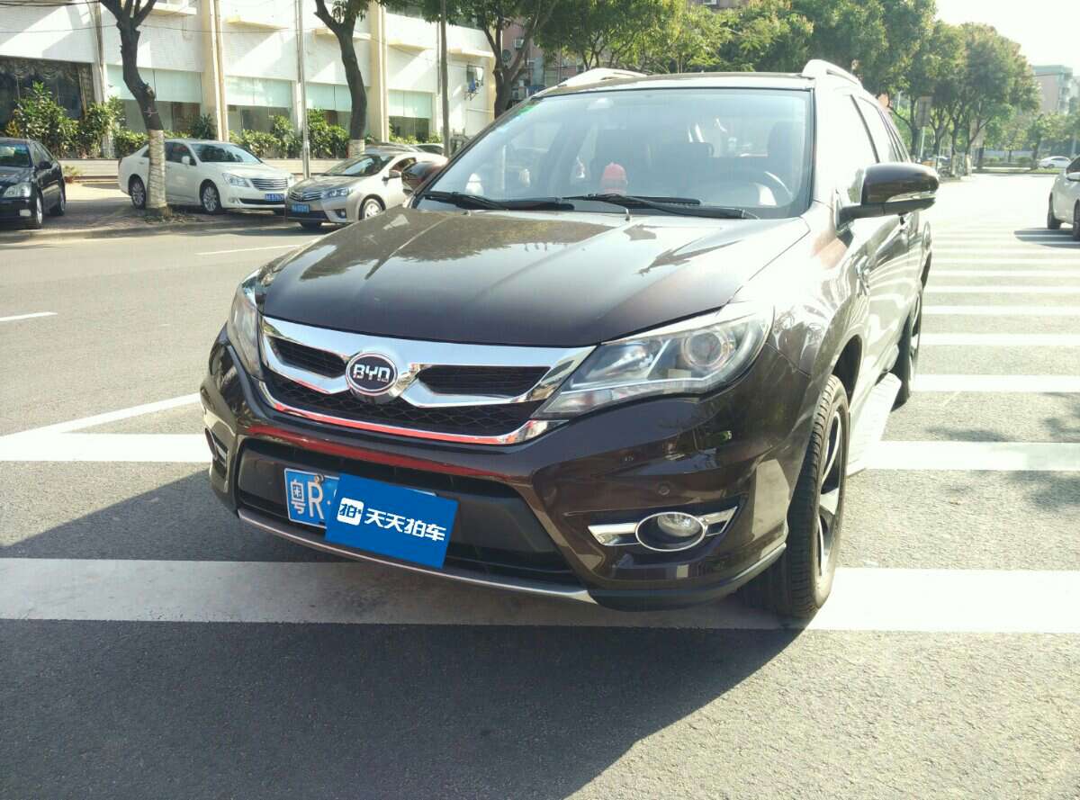 二手車評估師:比亞迪比亞迪s73年車齡能賣多錢?