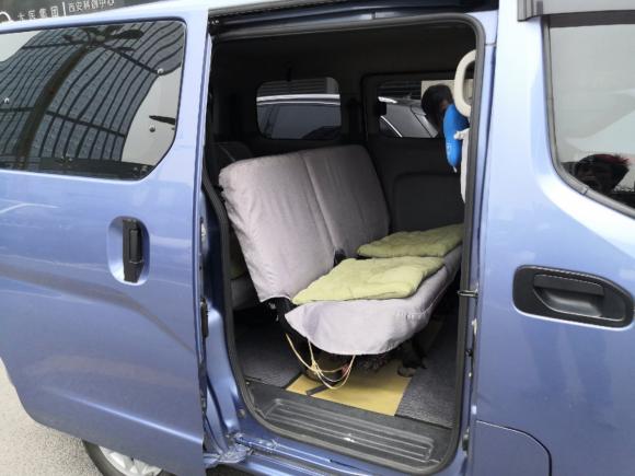 [西安·陕A] 二手日产日产NV2002010款 1.6L 豪华型