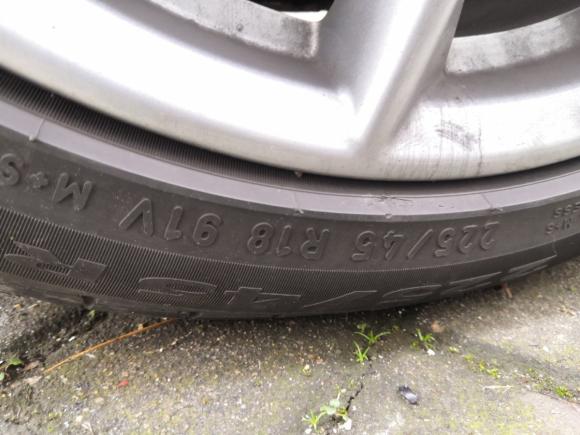 [武汉·鄂A] 二手萨博Saab 9-32008款 Linear 2.0t