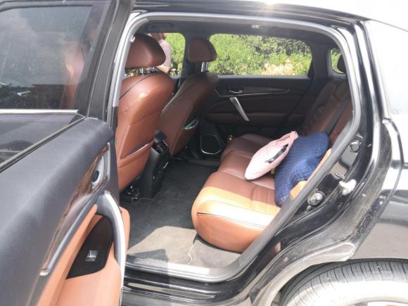 [济南·鲁A] 二手本田本田UR-V2017款 370TURBO 四驱尊享版 国V