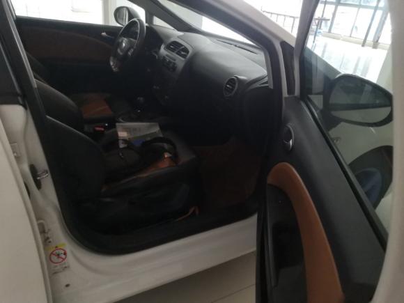 [无锡·苏B] 二手西雅特LEON2012款 1.8TSI FR+