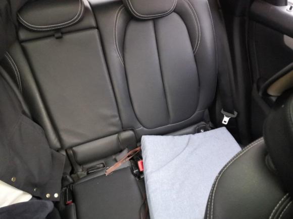 [青岛·鲁B] 二手宝马宝马2系旅行车2016款 218i 领先型