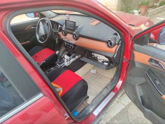 [义乌·浙D] 二手北汽绅宝绅宝X352016款 1.5L 手动豪华版