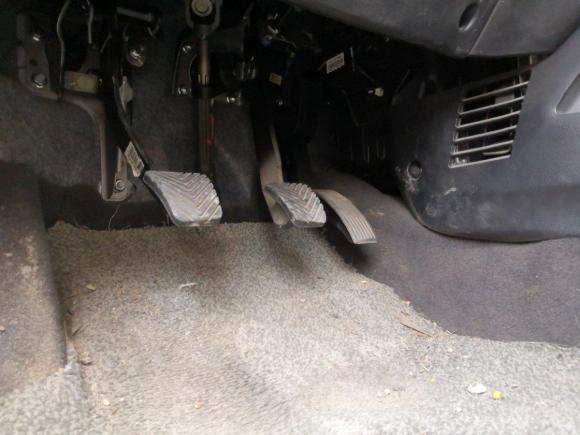 [杭州·浙G] 二手起亚起亚K22015款 三厢 1.4L MT GLS